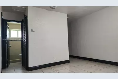 877 NW 10th St #-, Florida City, FL 33034 - Photo 3