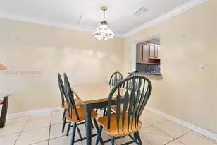 9942 NW 10th St, Pembroke Pines, FL 33024 - Photo 15