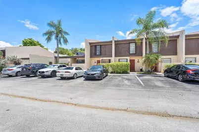 9942 NW 10th St #7, Pembroke Pines, FL 33024 - Photo 3
