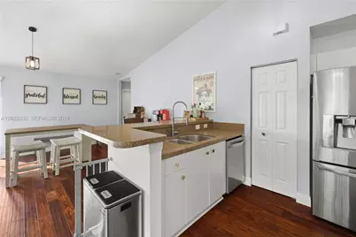 1413 Majesty Ter, Weston, FL 33327 - Photo 19