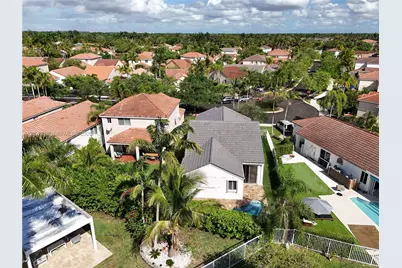 1413 Majesty Ter, Weston, FL 33327 - Photo 5