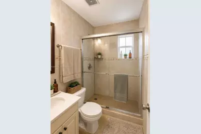 3956 W 9th Ct #16, Hialeah, FL 33012 - Photo 5