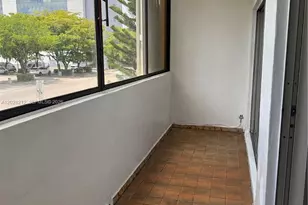 1555 W 44th Pl, Hialeah, FL 33012 - Photo 19