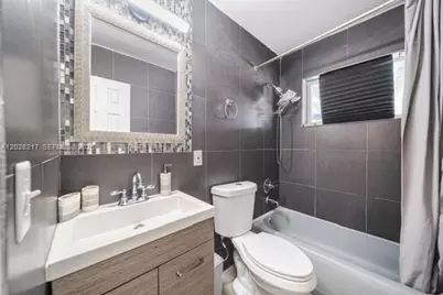 1720 SW 64th Ter, North Lauderdale, FL 33068 - Photo 9
