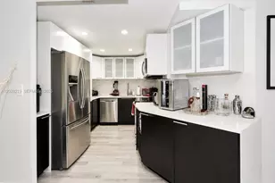 2500 Parkview Dr, Hallandale Beach, FL 33009 - Photo 3