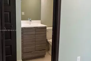 15675 NW 91st Ct, Miami Lakes, FL 33018 - Photo 5
