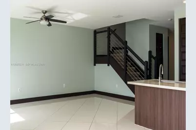 15675 NW 91st Ct #15675, Miami Lakes, FL 33018 - Photo 9