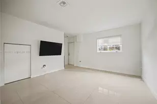 8545 SW 109th Ave, Miami, FL 33173 - Photo 3