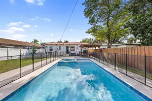 2215 Cleveland St, Hollywood, FL 33020 - Photo 31