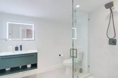 2215 Cleveland St, Hollywood, FL 33020 - Photo 17