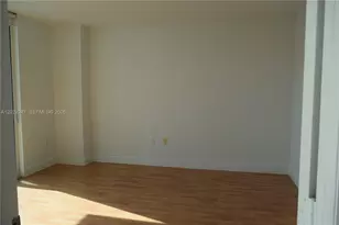 1800 N Bayshore Dr, Miami, FL 33132 - Photo 35
