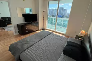 1800 N Bayshore Dr, Miami, FL 33132 - Photo 35