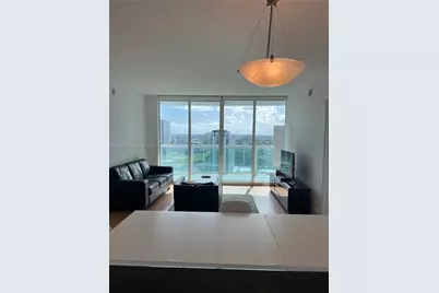 1800 N Bayshore Dr #2310, Miami, FL 33132 - Photo 17