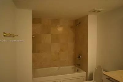 1800 N Bayshore Dr #2310, Miami, FL 33132 - Photo 41