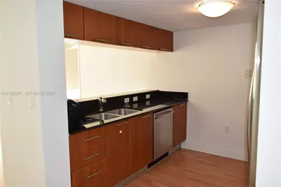 1800 N Bayshore Dr #2310, Miami, FL 33132 - Photo 15