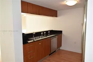 1800 N Bayshore Dr, Miami, FL 33132 - Photo 15