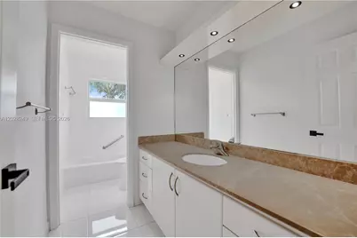 417 SE 4th St, Dania Beach, FL 33004 - Photo 43