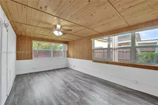 417 SE 4th St, Dania Beach, FL 33004 - Photo 23