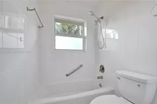 417 SE 4th St, Dania Beach, FL 33004 - Photo 55