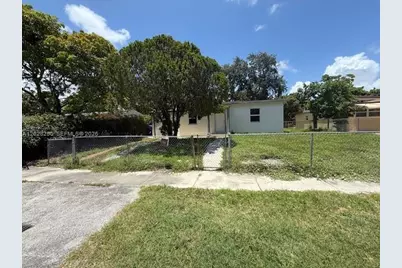 1481 NE 155th Terrace #1481, North Miami Beach, FL 33162 - Photo 1
