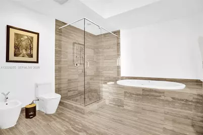 15901 Collins Ave #2807, Sunny Isles Beach, FL 33160 - Photo 29
