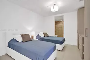 15901 Collins Ave, Sunny Isles Beach, FL 33160 - Photo 37