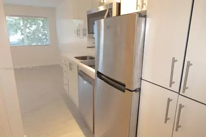 1601 Meridian Ave #104, Miami Beach, FL 33139 - Photo 3
