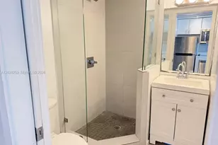 1601 Meridian Ave, Miami Beach, FL 33139 - Photo 7