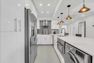 2501 S Ocean Dr, Hollywood, FL 33019 - Photo 9