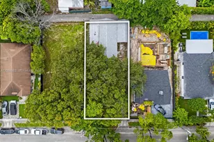 352 NW 41st St, Miami, FL 33127 - Photo 33