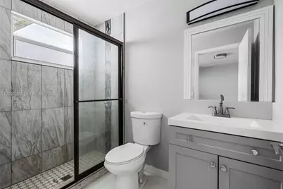352 NW 41st St, Miami, FL 33127 - Photo 25