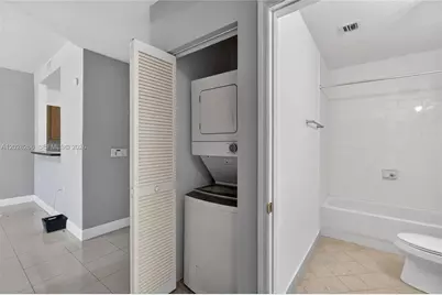 652 NE 63rd St #103, Miami, FL 33138 - Photo 13