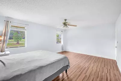 8176 Pine Cir #6, Tamarac, FL 33321 - Photo 15