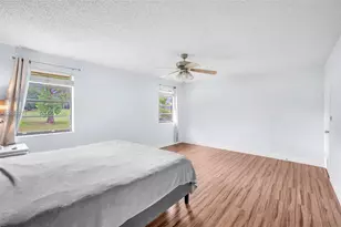 8176 Pine Cir, Tamarac, FL 33321 - Photo 15