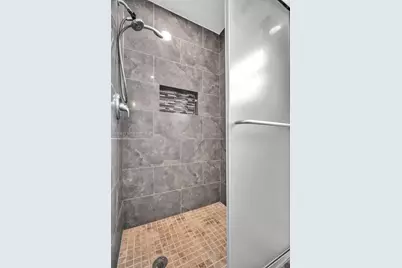 8176 Pine Cir #6, Tamarac, FL 33321 - Photo 21