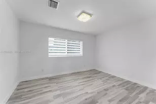 4780 NW 6th St, Miami, FL 33126 - Photo 17