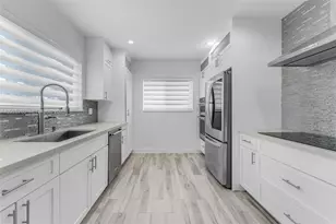 4780 NW 6th St, Miami, FL 33126 - Photo 11