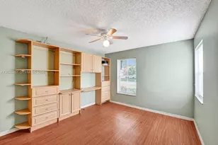 8860 Southern Orchard Rd S, Davie, FL 33328 - Photo 35