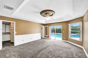8860 Southern Orchard Rd S, Davie, FL 33328 - Photo 25