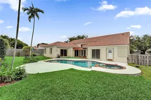 8860 Southern Orchard Rd S, Davie, FL 33328 - Photo 47