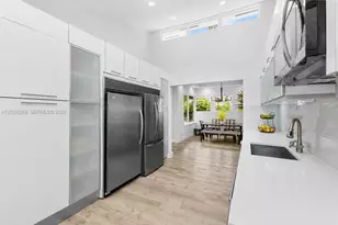 857 NE 98th St, Miami Shores, FL 33138 - Photo 19
