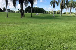16300 Golf Club Rd, Weston, FL 33326 - Photo 37