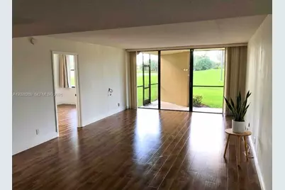 16300 Golf Club Rd #105, Weston, FL 33326 - Photo 5