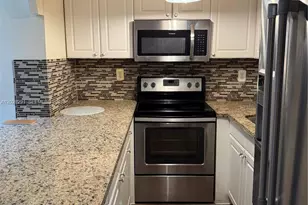 11789 SW 18th St, Miami, FL 33175 - Photo 3