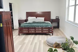 1120 Papaya St, Hollywood, FL 33019 - Photo 7