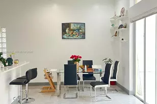 1120 Papaya St, Hollywood, FL 33019 - Photo 3