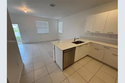 12856 NW 22nd Pl #12856, Miami, FL 33167 - Photo 13