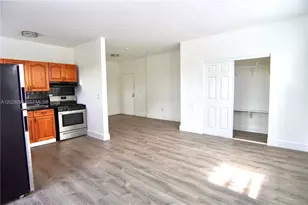 501 SW 6th Ct, Miami, FL 33130 - Photo 7