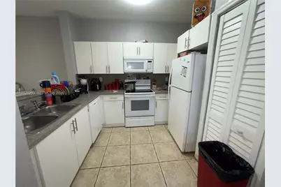 2903 SE 17th Ave #110, Homestead, FL 33035 - Photo 3