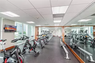 31 SE 5th St, Miami, FL 33131 - Photo 31